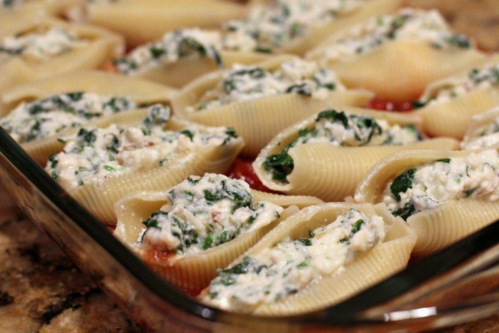 blue crab Lill Brothers of Bradford, West Yorkshire established in the year 1855 are wholesale fish merchants, one of the oldest trading businesses in Bradford. We have expanded our range to include various products like fruit, veg etc all available for local free home delivery