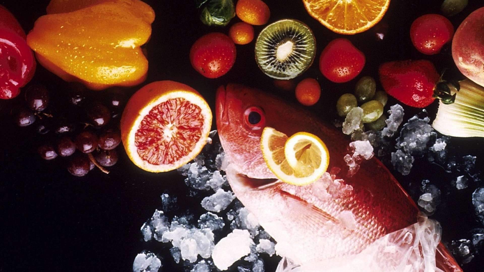 Vitamins and Minerals A healthy diet is a diet that maintains or improves overall health. A healthy diet provides the body with essential nutrition: fluid, macronutrients such as protein, micronutrients such as vitamins, and adequate fibre and food energy